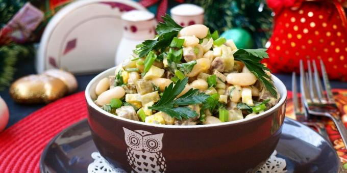 Salade avec langue et haricots