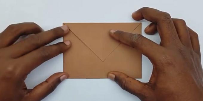 comment faire une enveloppe plier le coin gauche