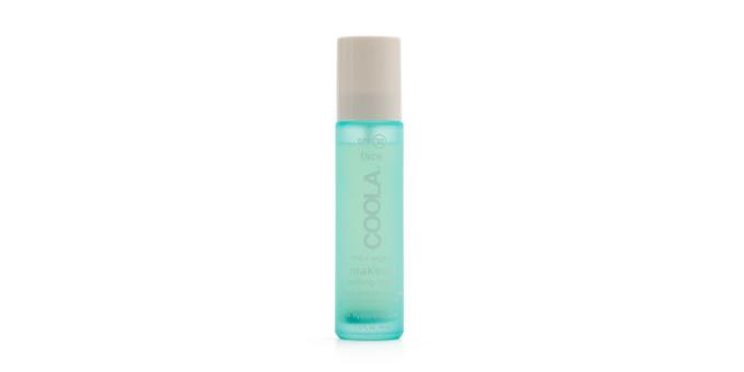 Maquillage d'été: Spray fixateur Coola SPF 30