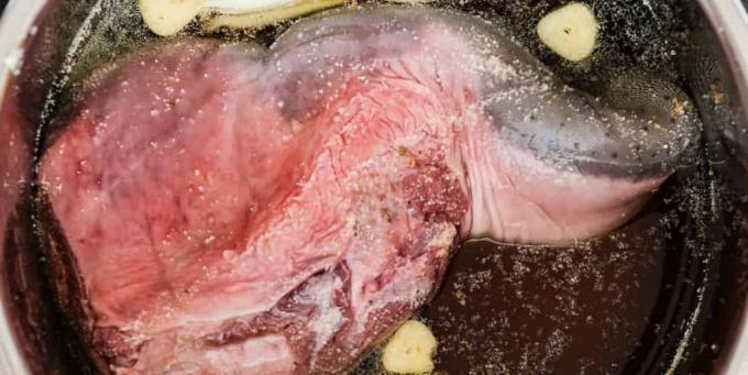 Comment faire cuire la langue de bœuf dans une cocotte-minute
