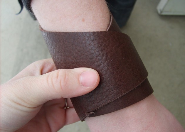 comment faire un bracelet en cuir