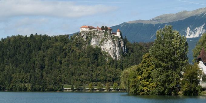 Où aller en Europe: Bled Castle