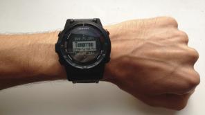 REVUE: GPS Garmin-horloge Triathlon Fenix ​​2