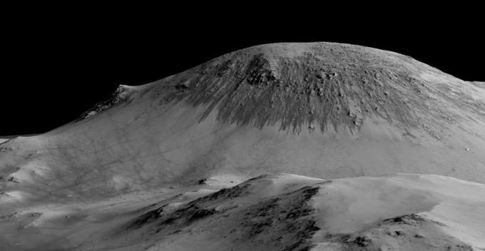 L'eau sur Mars laisse des traces sombres sur les collines