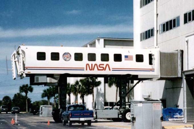 Les véhicules de la NASA pour le transport du personnel