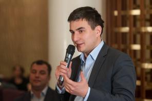 Emploi: Almir Salimov, directeur général du club Managers E-xécutif