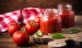 Sauce tomate universelle pour l'hiver