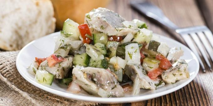 Salade aux harengs et légumes