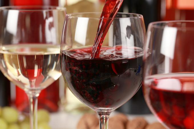 Combien pouvez-vous boire sans nuire à la santé: dose tolérée d'alcool