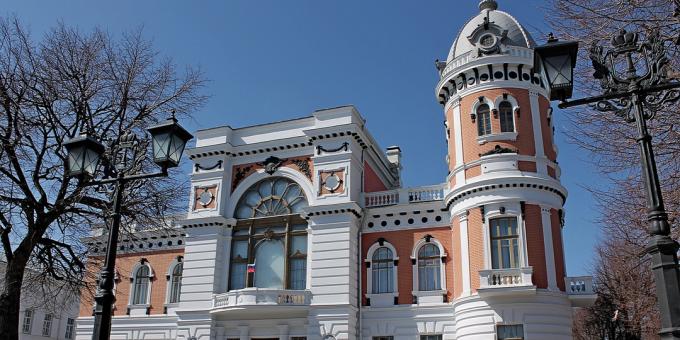 Sites d'Oulianovsk: musée des traditions et des arts locaux