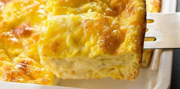 Comment faire cuire les œufs dans le four: oeuf cocotte avec du fromage à la crème et le fromage