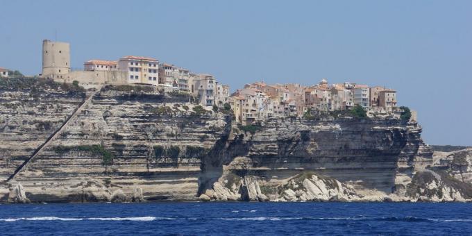 Où aller en Europe: à Bonifacio, France