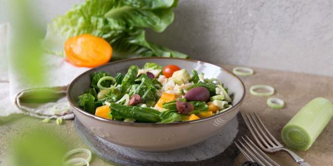 Salade légère avec viande de krill et légumes