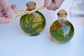 Comment faire de l'huile parfumée à la maison