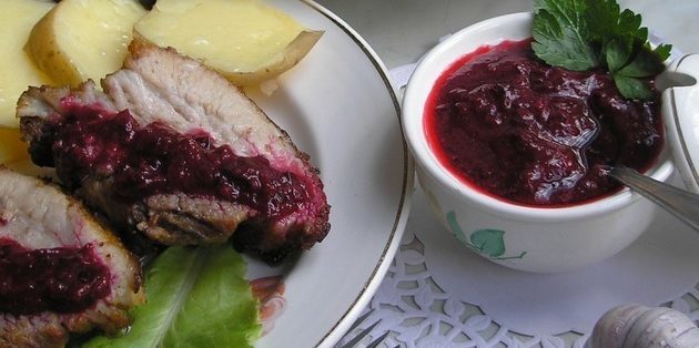 Que faire cuire de groseilles: sauce sucrée et épicée, la viande de brousse groseille