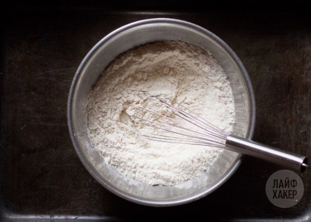 Comment faire cuire les muffins pour le petit déjeuner: ingrédients du mélange