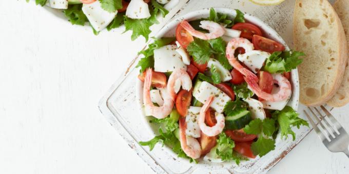 Salade légère aux crevettes et calamars