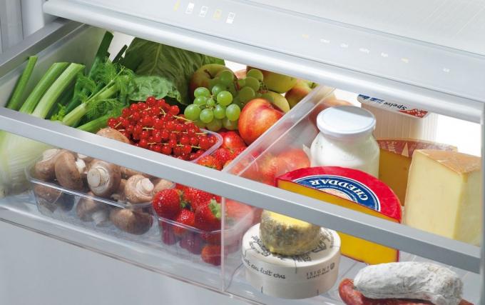 Procéder à une vérification afin de maintenir l'ordre dans le réfrigérateur