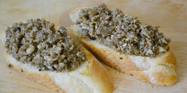 Aubergine: Caviar d'aubergines grillées aux noix