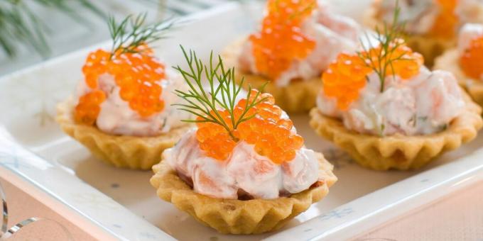 Tartelettes au poisson rouge et caviar