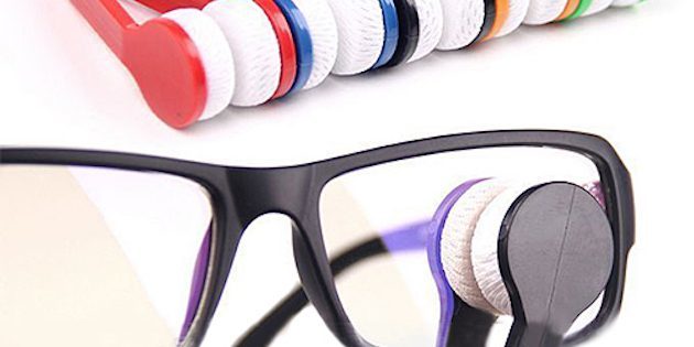 100 choses les plus cool moins cher de 100 $: une pince à épiler pour nettoyer les lunettes