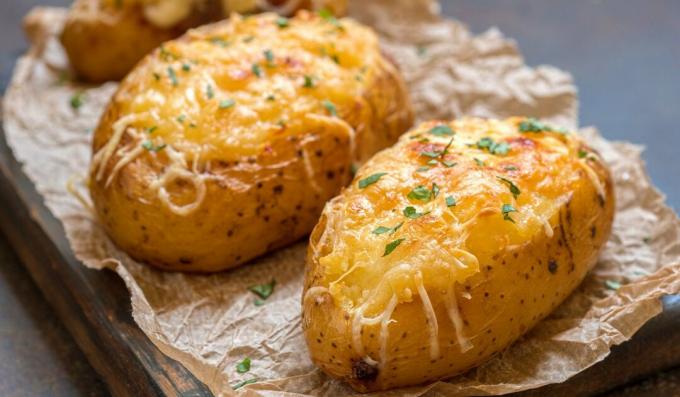 Pommes de terre farcies au boeuf haché