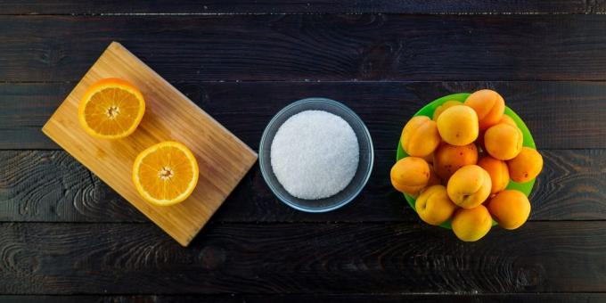 Une recette très simple pour la confiture d'abricots et oranges: Ingrédients