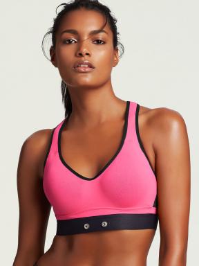 Victoria Secret a publié un top sportif avec fixation pour Cardiosensor