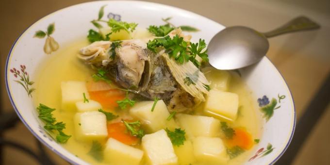 soupe de recettes de poissons de rivière