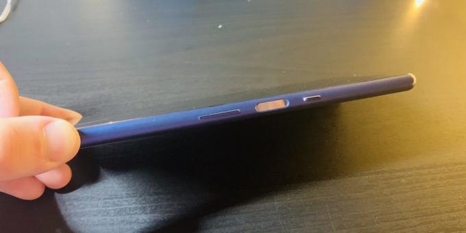 Sony Xperia 10 Plus: bord droit