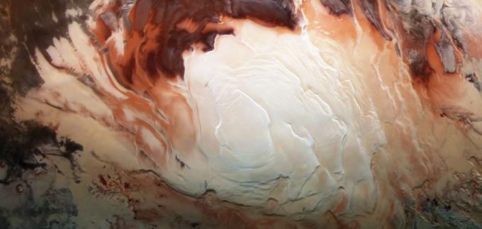 L'eau sur Mars existe à l'état liquide et solide