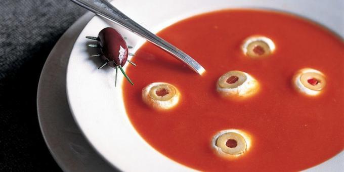 Vaisselle pour Halloween: soupe aux tomates avec les yeux