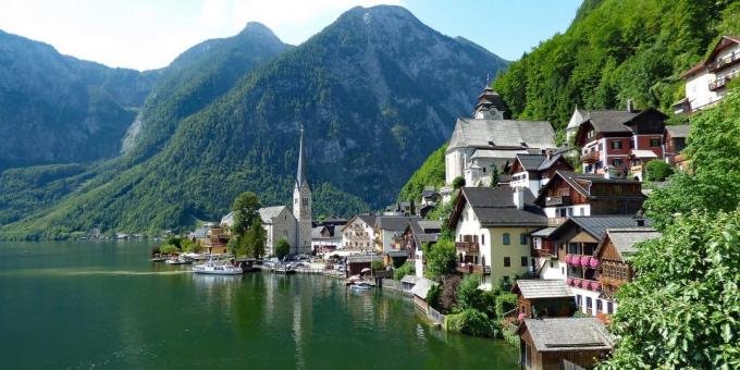 Où aller en Europe: Le village de Hallstatt, en Autriche