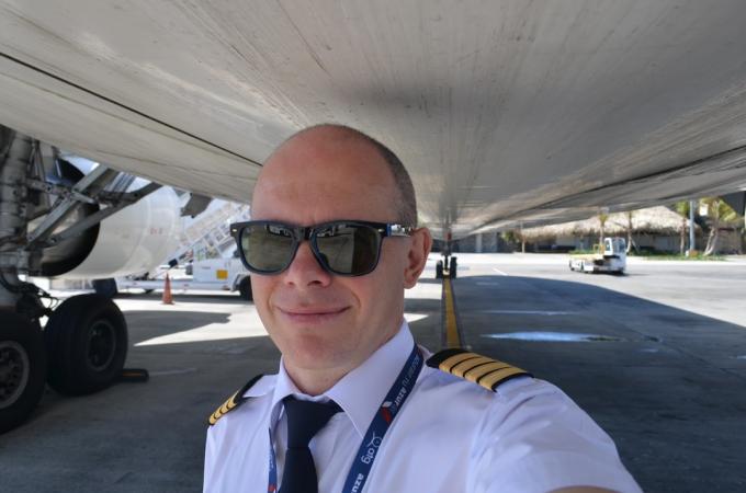 pilote Andrew Gromozdin "Boeing" sur la profession de la demande