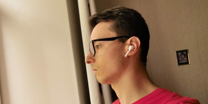 Huawei FreeBuds 3i dans les oreilles