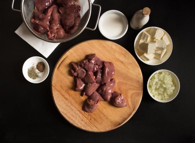 pâté de poulet: foie