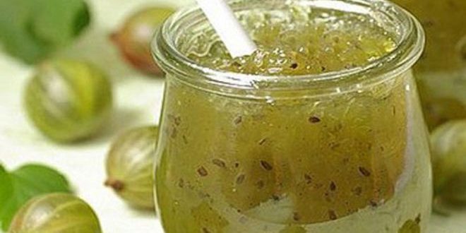 Recettes: Jam de groseille et de fruit de kiwi sans cuisson