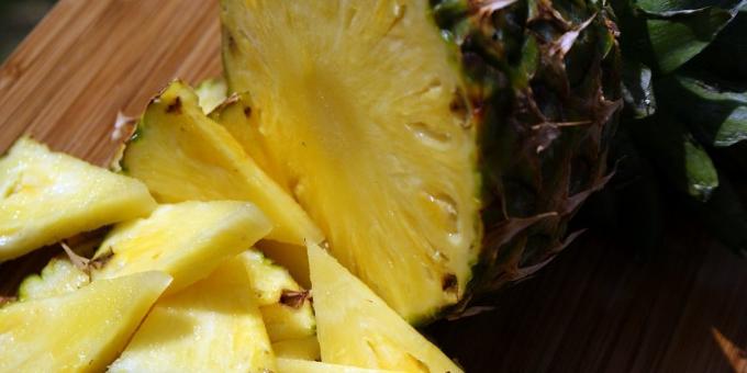 fruits et baies utiles ananas