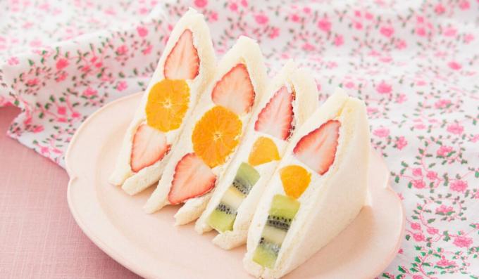 Sandwichs aux fruits japonais parfaits