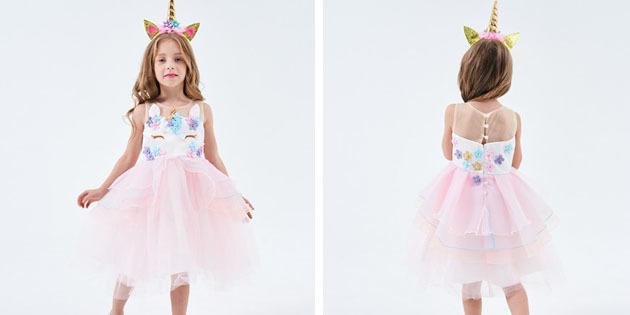 Robes d'enfants à la sortie: une robe avec un ourlet asymétrique