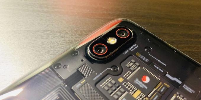 Xiaomi Mi 8 Pro: Le module caméra