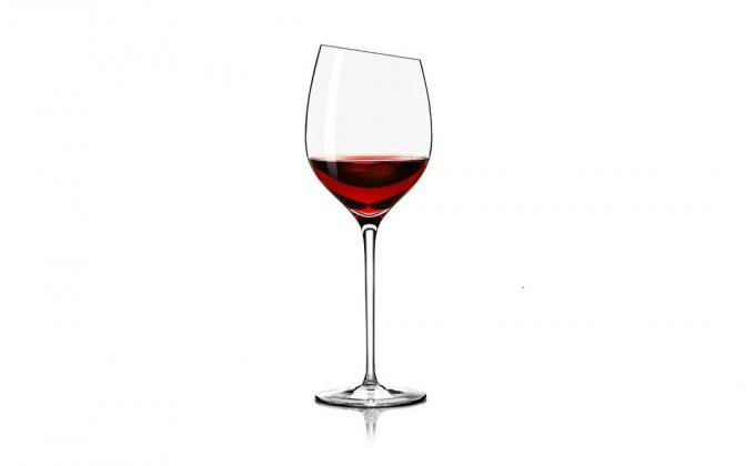 Un verre de vin rouge Bordeaux