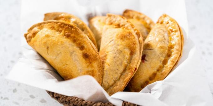 Tartes frites sans levure aux pommes