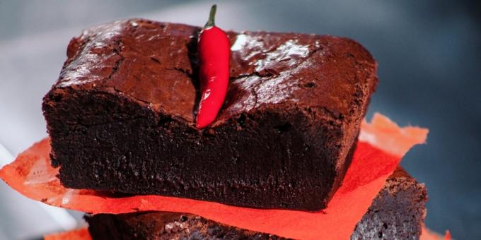 Gâteau épicé au chocolat et au poivre de Cayenne