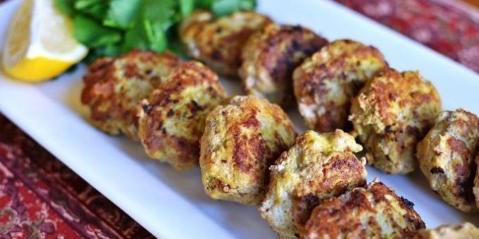 Turquie escalopes avec le cumin, le curcuma et la coriandre