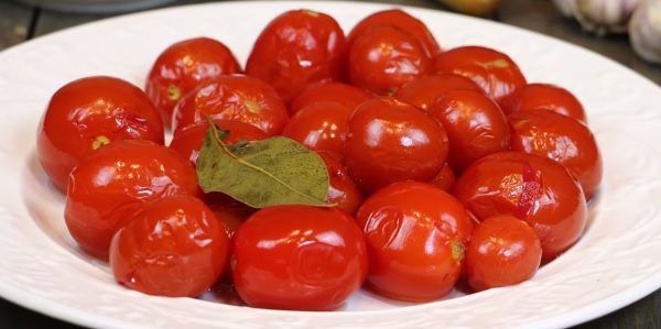 Douces tomates confites - Recettes
