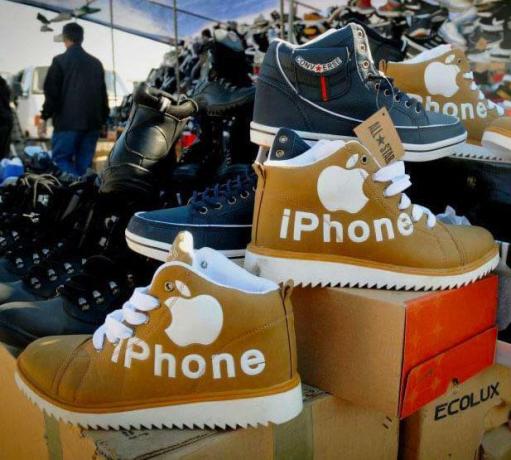 chaussures iphone