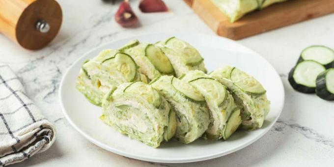 Rouleau de courgettes à la ricotta et à l'ail