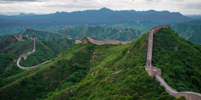 territoire asiatique n'est pas attirer les touristes en vain: la Grande Muraille, Chine
