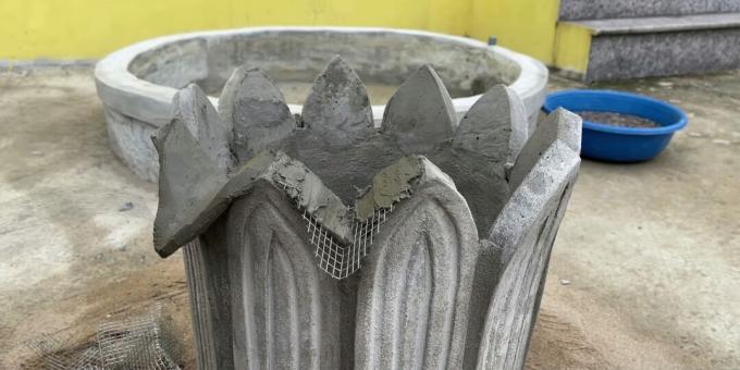 Comment faire une fontaine DIY: ajouter des triangles de la grille